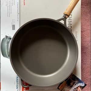 Berndes Trad. Induction, 11.5”, 4.25 qt Sauté Pan With Lid, Brand New